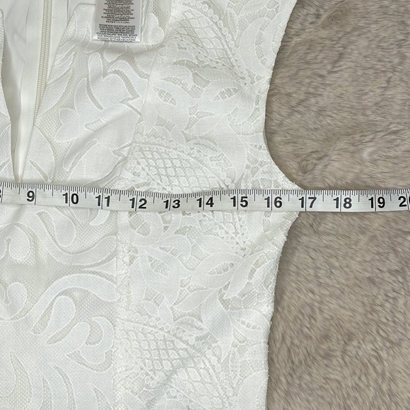 BCBGMAXAZRIA ISABEL DRAPED SIDE PEPLUM DRESS - Picture 11 of 12